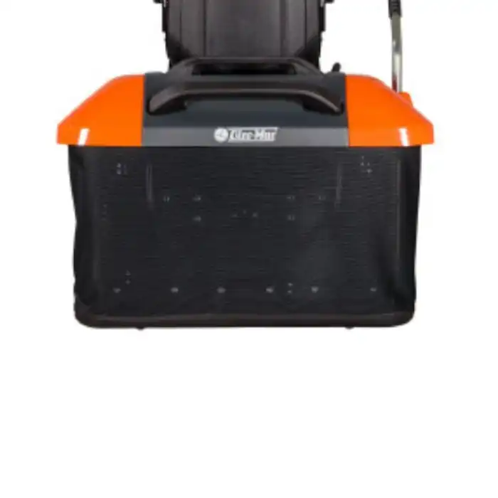 Tracteur tondeuse thermique bac de ramassage Oleo-Mac OM106/16KH Exclusive - coupe 102 cm