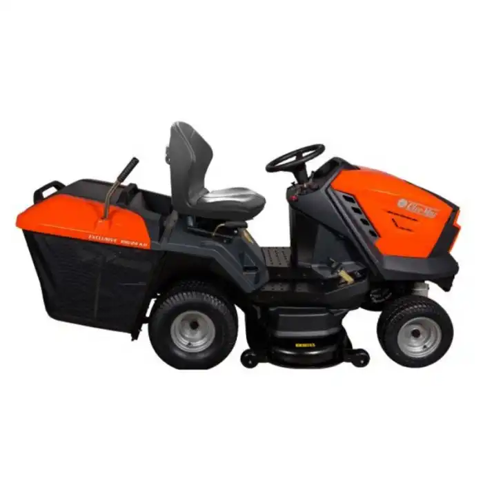 Tracteur tondeuse thermique éjection arrière Oleo-Mac OM106/24KH Exclusive - coupe 102 cm