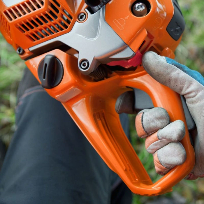 Tronçonneuse thermique Husqvarna 130 - coupe 35 cm moteur 38 cm3