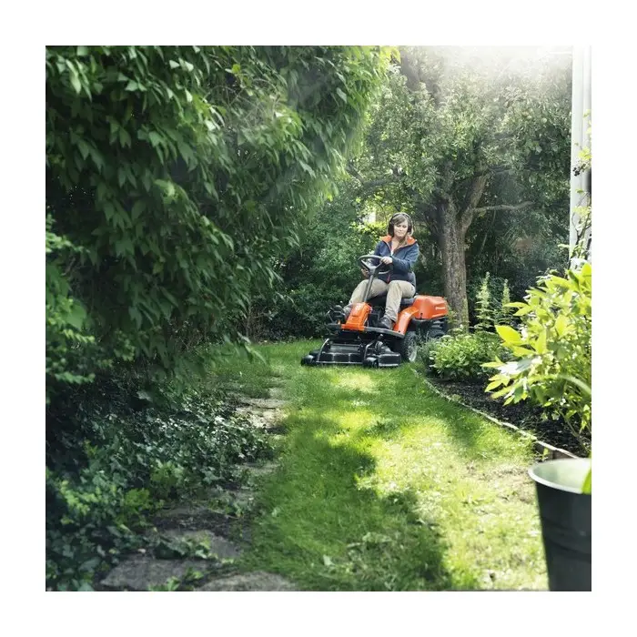 Autoportée rider Husqvarna R112C coupe frontale mulching - coupe 85cm