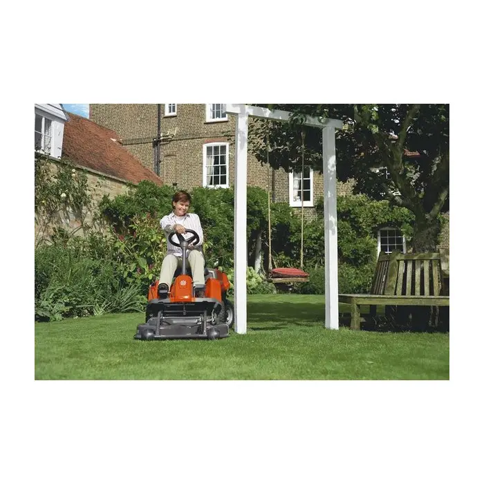 Autoportée coupe frontale Rider Husqvarna R112C5 coupe 85cm