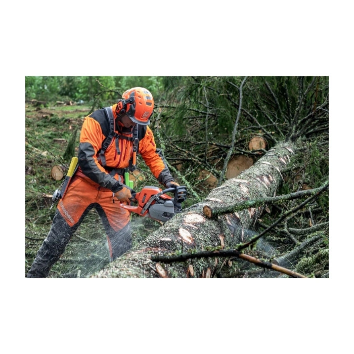 Tronçonneuse Husqvarna 550XP Mark II guide chaine 45cm , moteur 50cm³