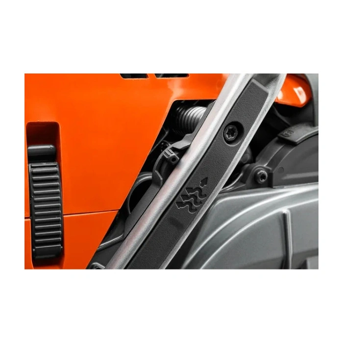 Tronçonneuse thermique Husqvarna 550XPG Mark II - coupe 45 cm, moteur 50,1 cm3