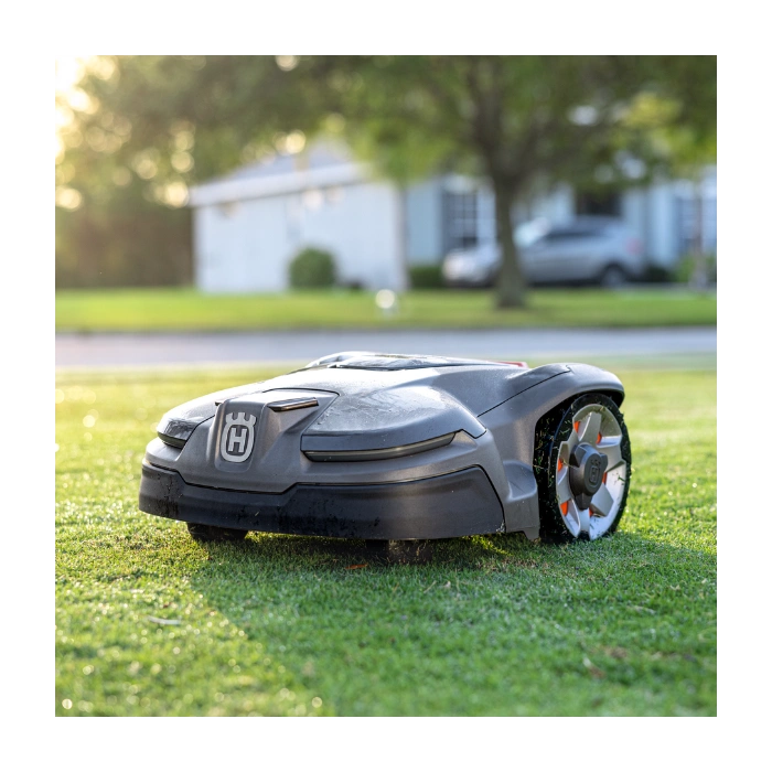 Robot tondeuse Automower Husqvarna 415X - Jusqu'à 1500m²
