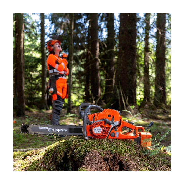 Tronçonneuse thermique Husqvarna 592XP - coupe 60 cm, moteur 92,7 cm3