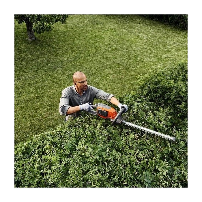 Taille-haies à batterie Husqvarna 215iHD45 Coupe de 45cm nu