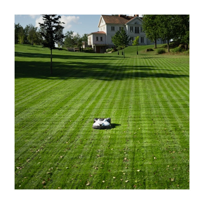 Robot tondeuse Automower Husqvarna 430V NERA sans fil / Vision IA - Surface 4800m²