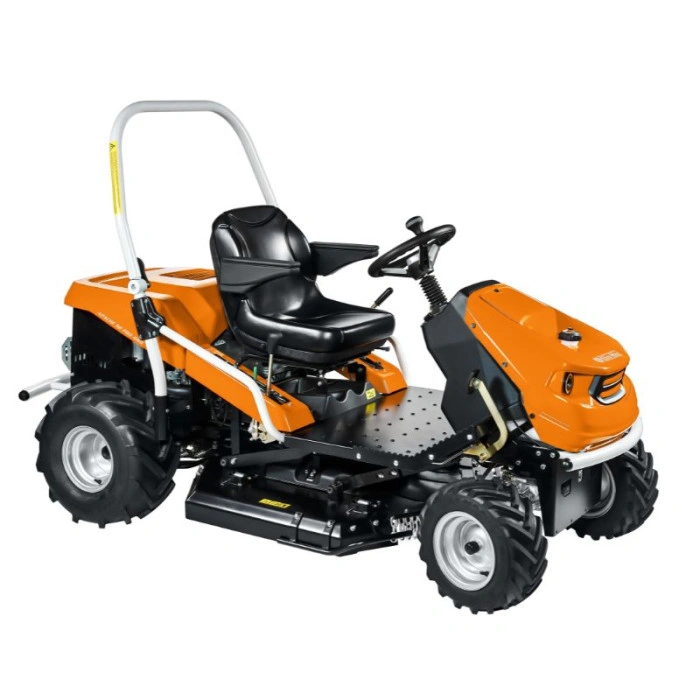 Tondeuse autoportée débroussailleuse Oleo Mac APACHE 92 PRO 4x4 KW - coupe 92 cm