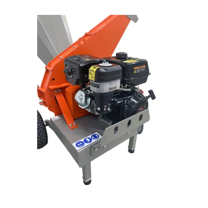 Broyeur végétaux thermique Dormak BIO90H moteur Honda, branches 9cm