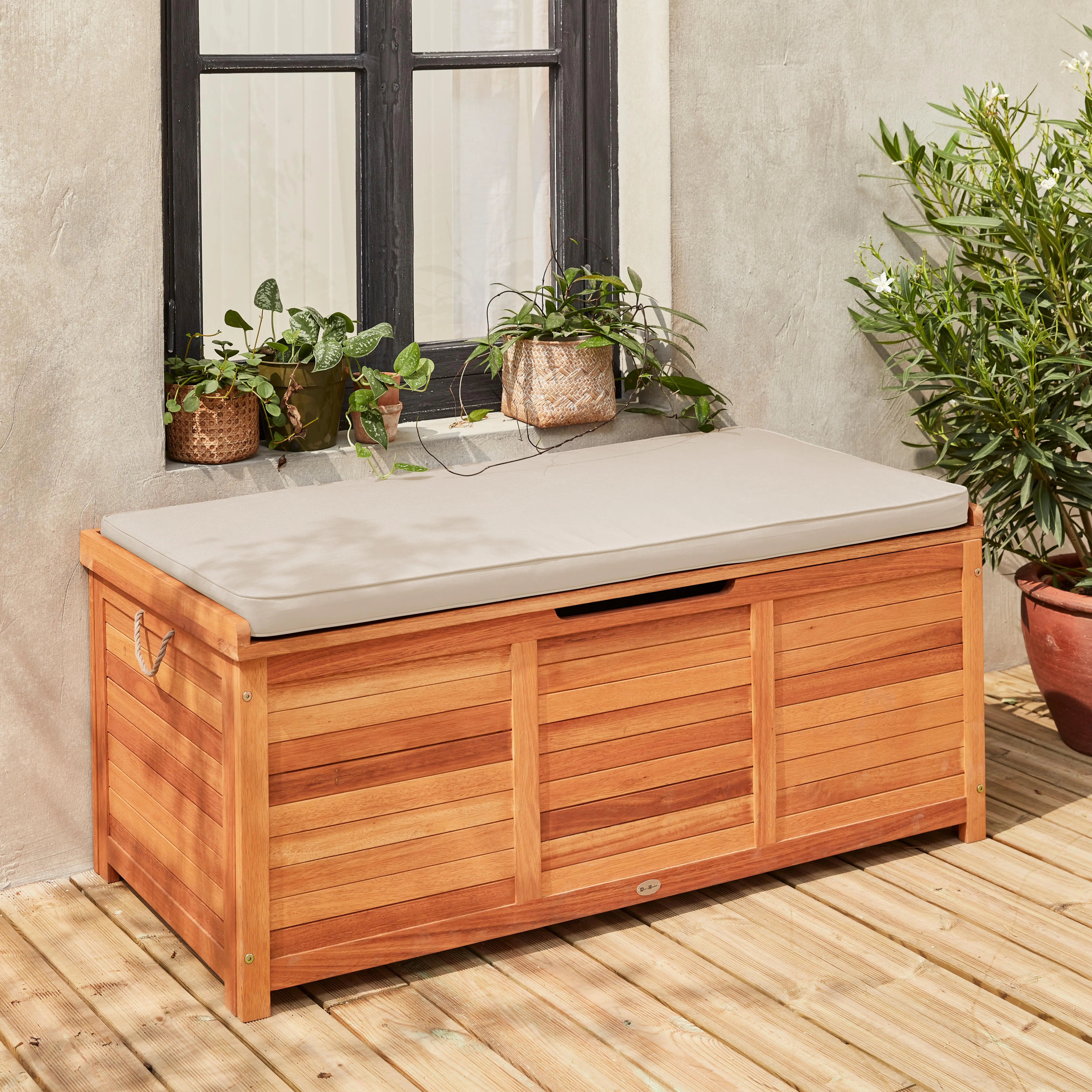 Coffre de jardin bois d'eucalyptus 200L avec vérins