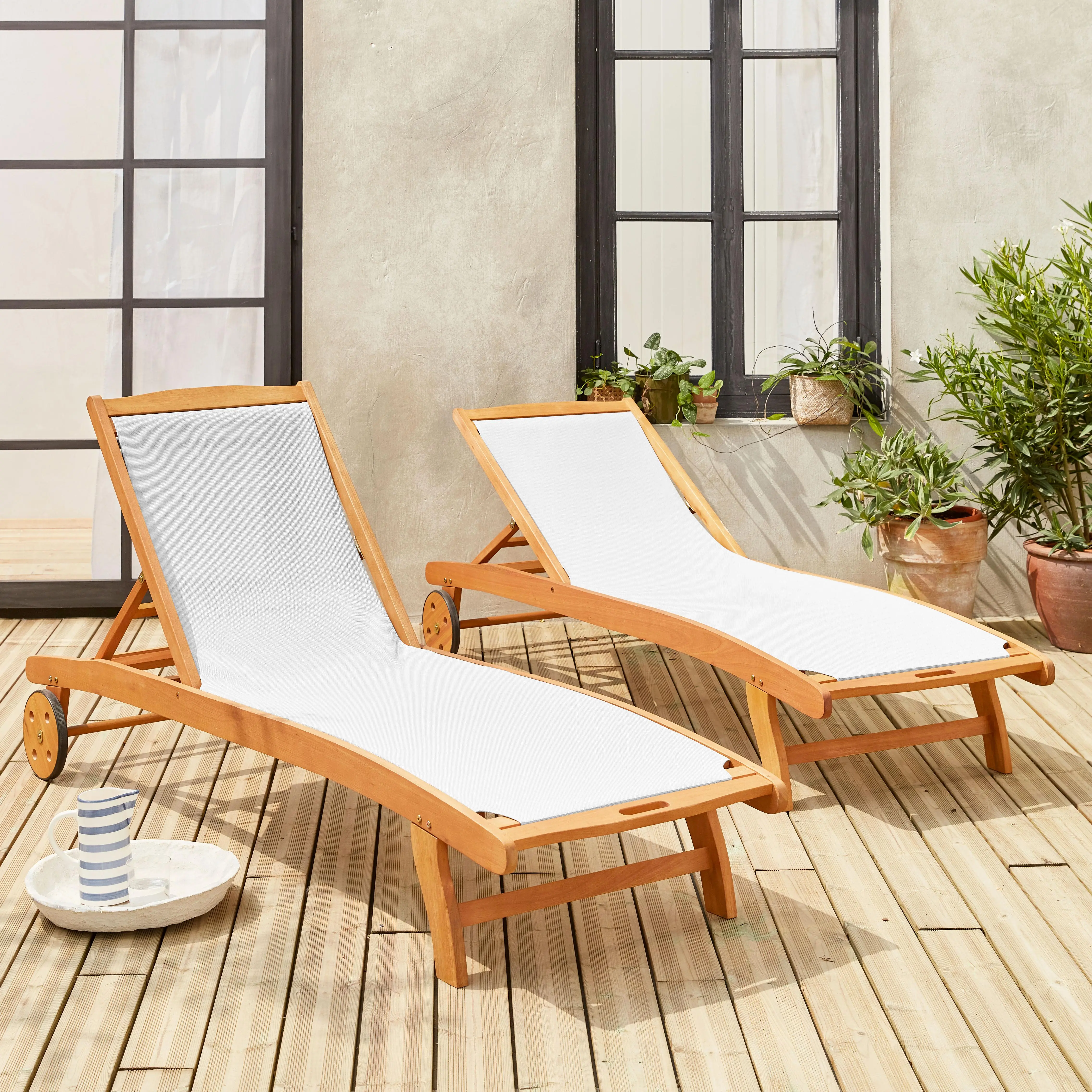 Bain de soleil bois d'eucalyptus multi positions avec roulettes (lot de 2)