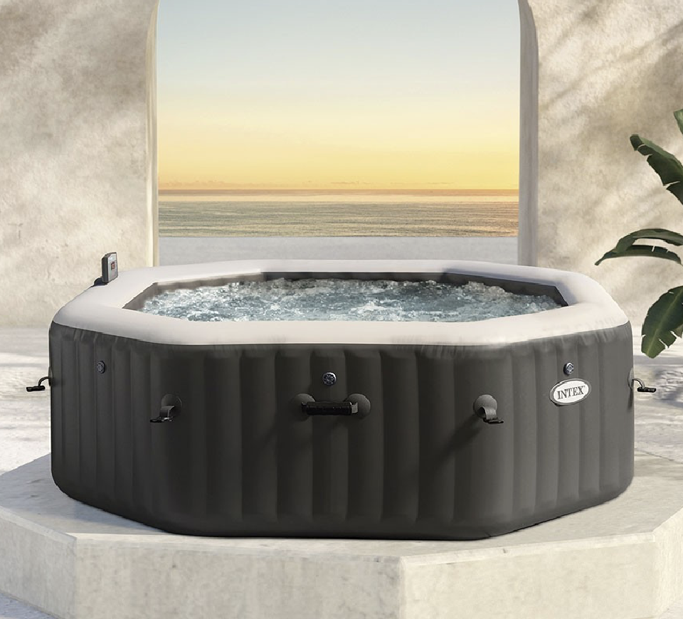 Spa Gonflable – INTEX – Carbone 4 places + Couverture Thermique – DESTOCKAGE
