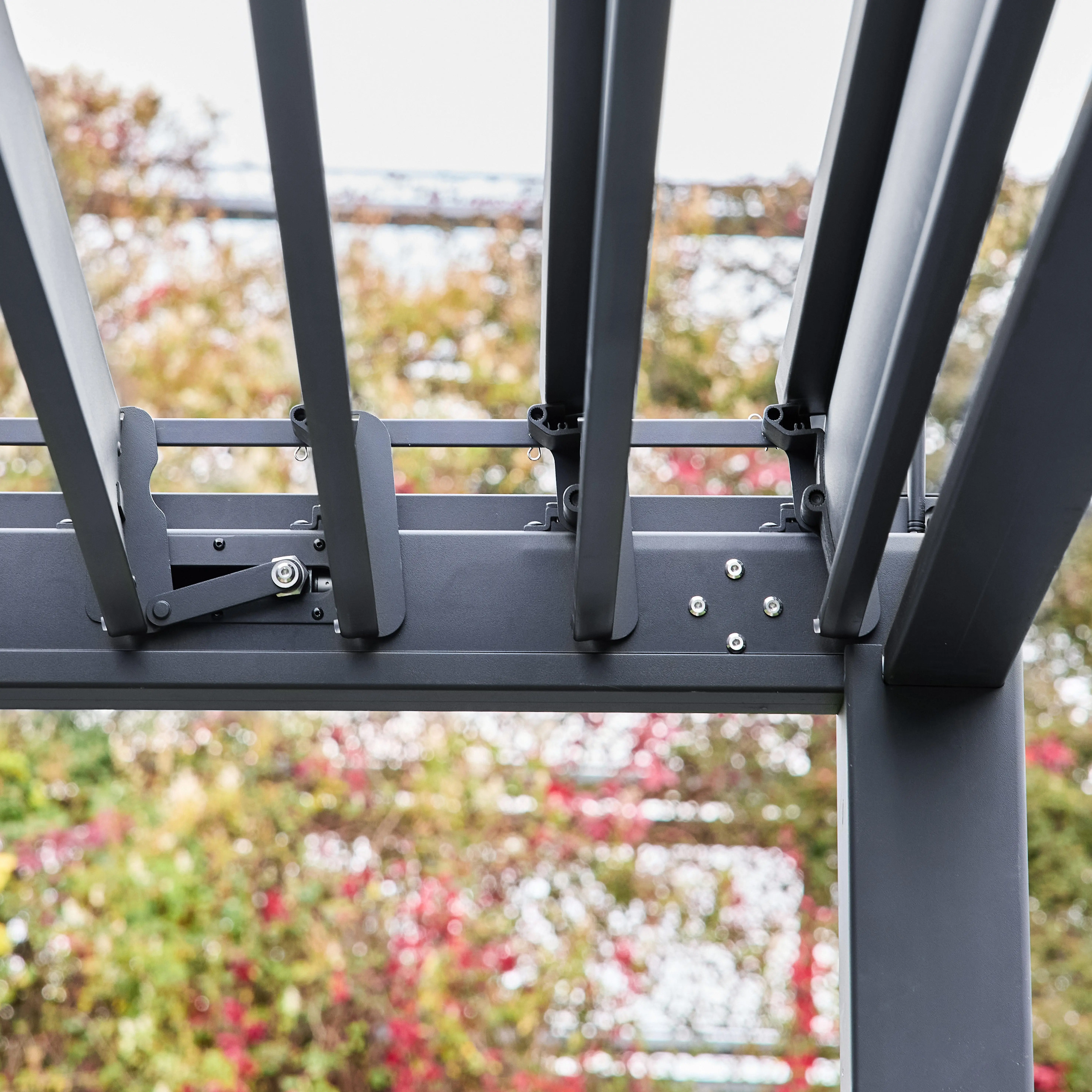 Pergola bioclimatique aluminium 4x3m + 1 store 4m Triomphe