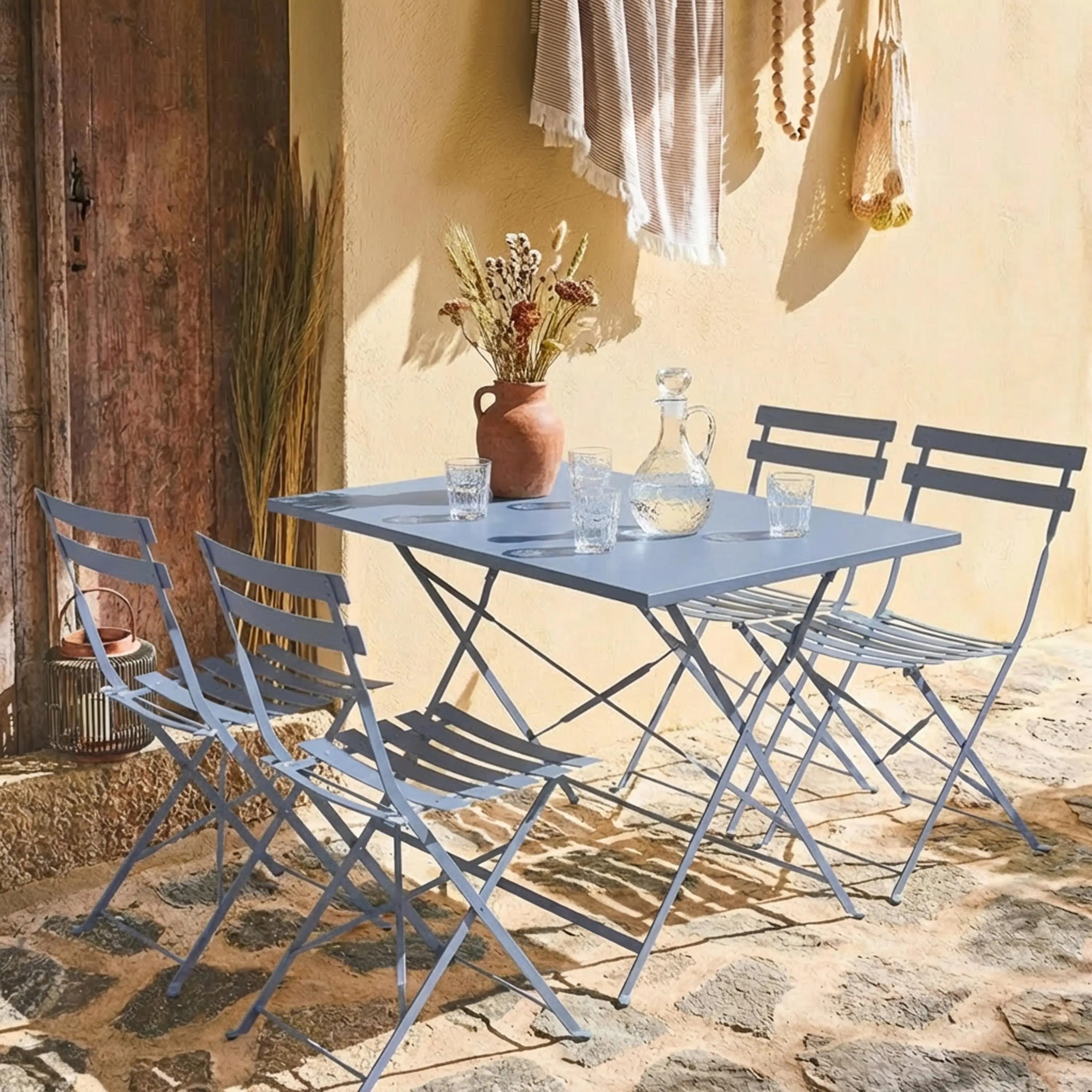 Table de jardin bistrot pliante métal + 4 assises
