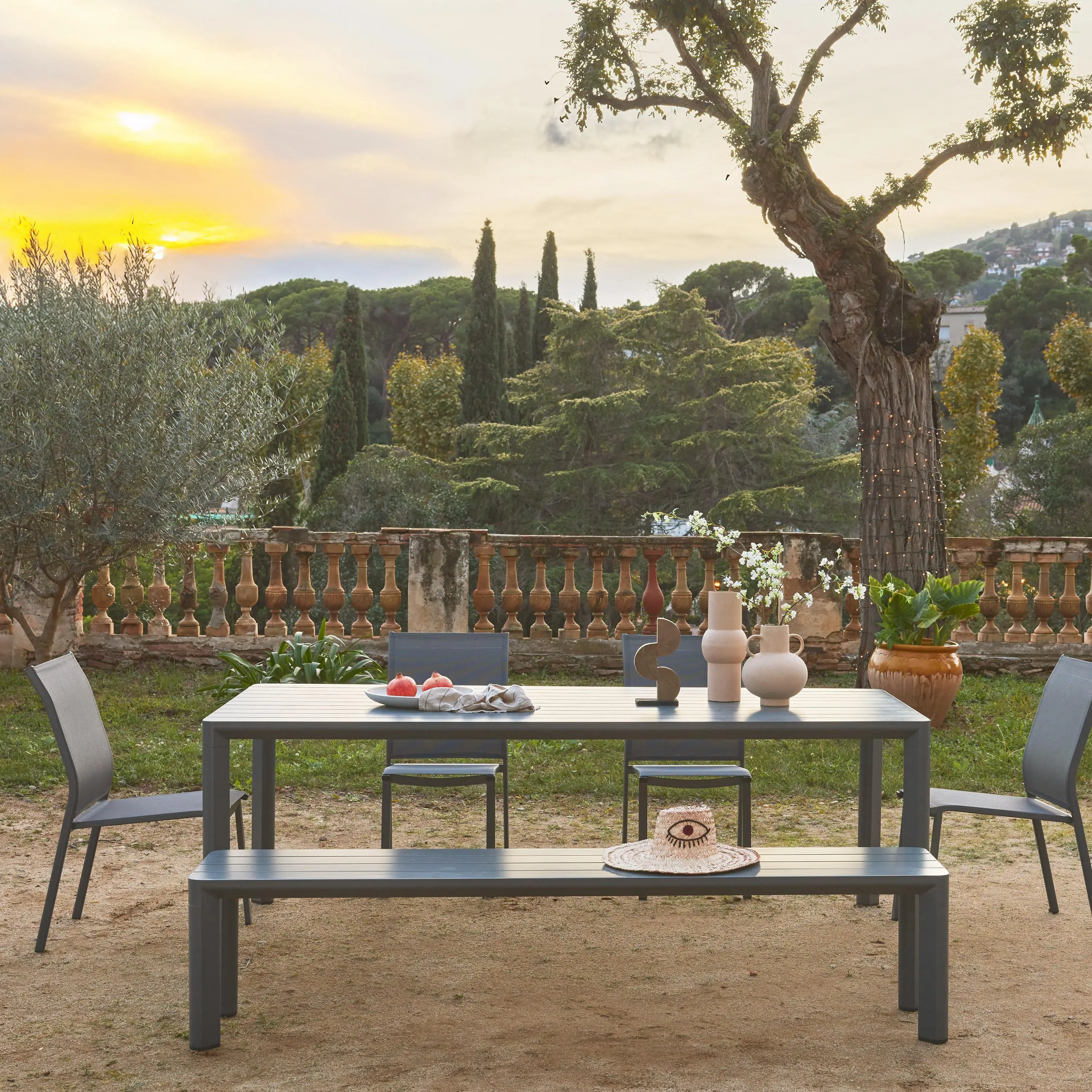 Table de jardin aluminium 8 places