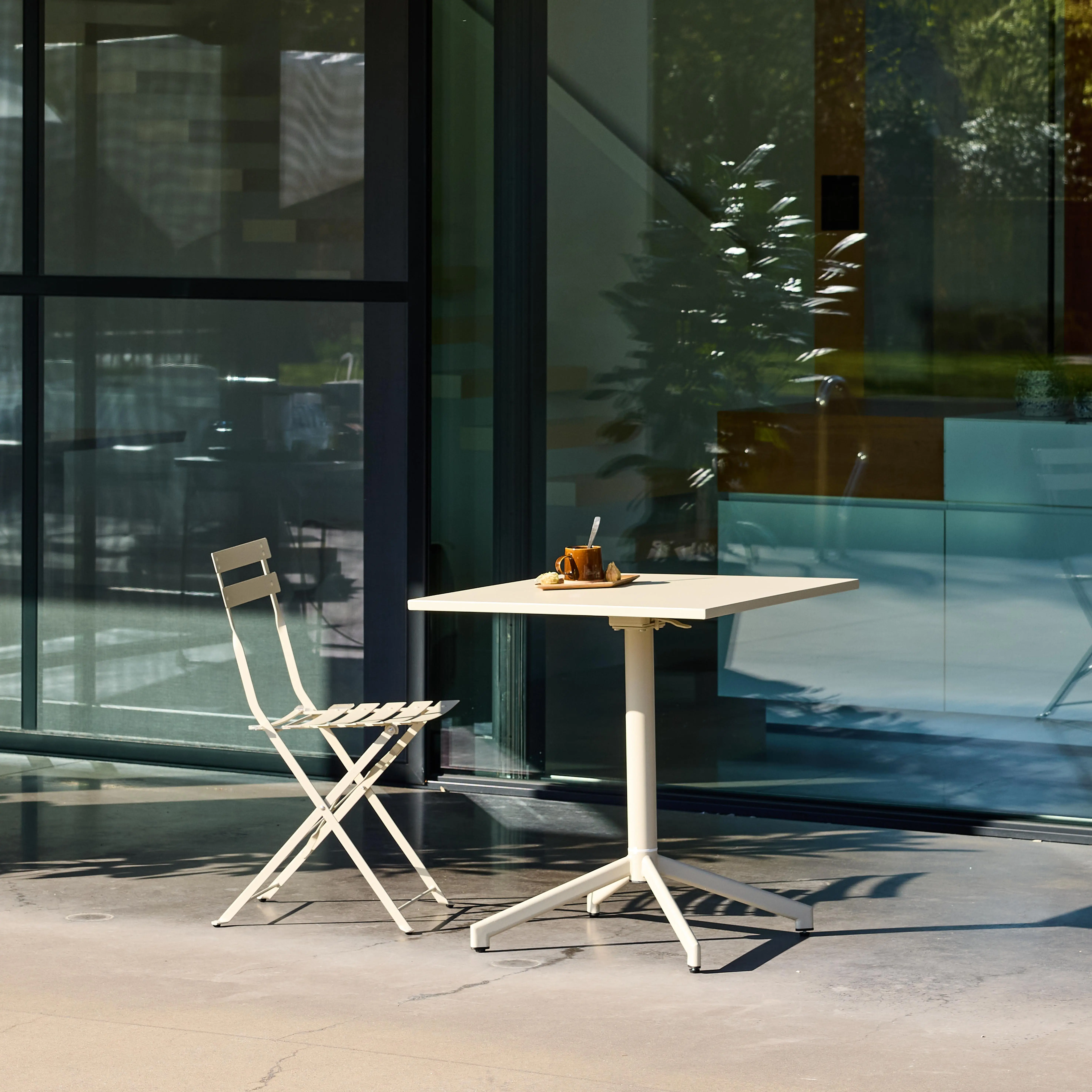 Table de jardin bistrot carrée pliante acier 2 places intérieur/extérieur