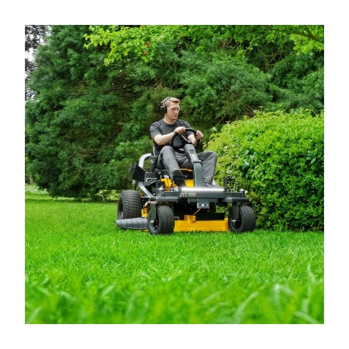 Tondeuse Zero-turn Cub Cadet Z2 117S Ultima - Coupe 117 cm - Moteur 726cm³